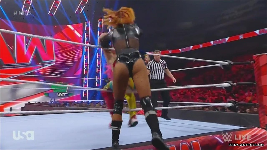 WWE_Monday_Night_Raw_2022_06_20_720p_HDTV_x264-NWCHD_mp4_007025525.jpg