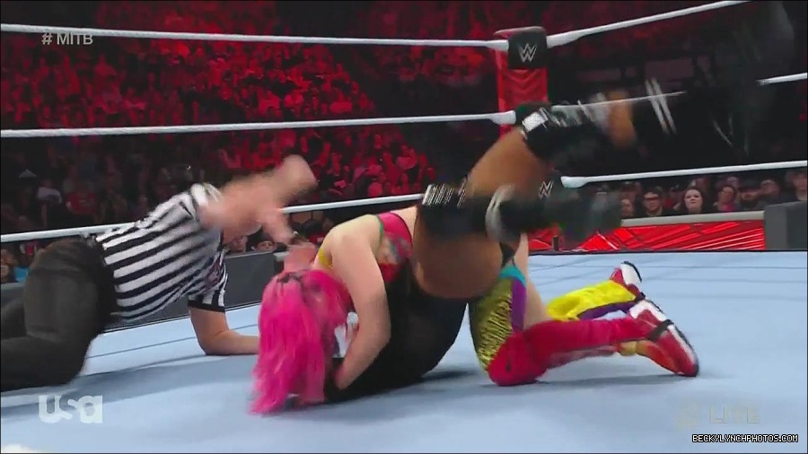 WWE_Monday_Night_Raw_2022_06_20_720p_HDTV_x264-NWCHD_mp4_007092792.jpg
