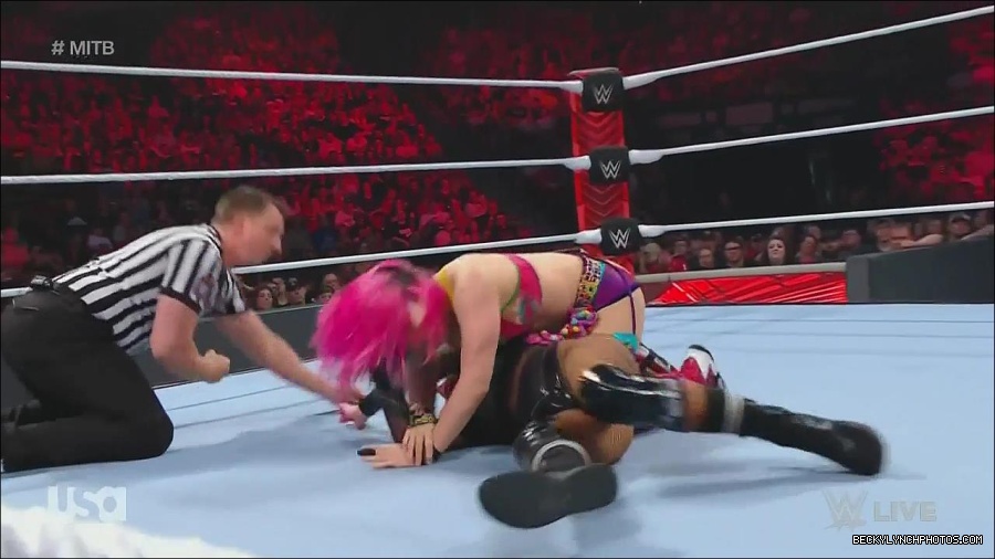 WWE_Monday_Night_Raw_2022_06_20_720p_HDTV_x264-NWCHD_mp4_007093192.jpg