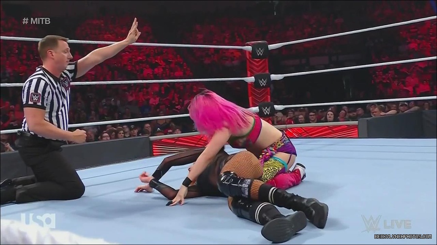 WWE_Monday_Night_Raw_2022_06_20_720p_HDTV_x264-NWCHD_mp4_007093993.jpg