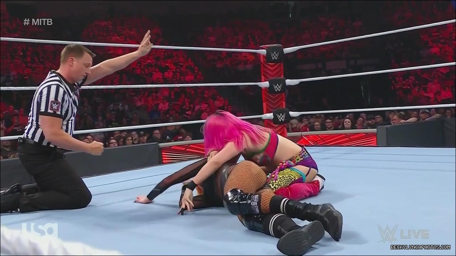 WWE_Monday_Night_Raw_2022_06_20_720p_HDTV_x264-NWCHD_mp4_007094393.jpg