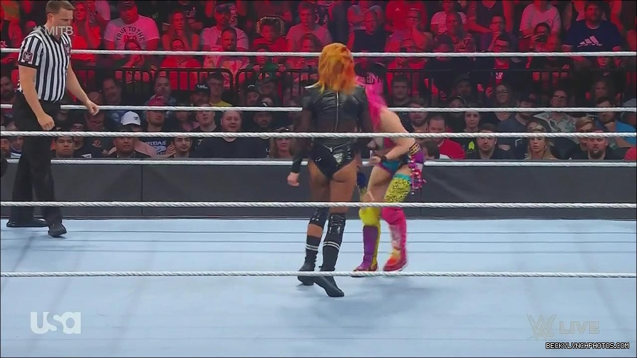 WWE_Monday_Night_Raw_2022_06_20_720p_HDTV_x264-NWCHD_mp4_007106806.jpg