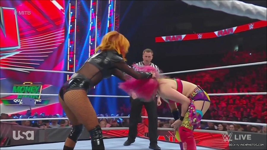 WWE_Monday_Night_Raw_2022_06_20_720p_HDTV_x264-NWCHD_mp4_007108007.jpg