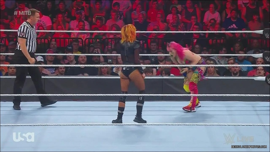 WWE_Monday_Night_Raw_2022_06_20_720p_HDTV_x264-NWCHD_mp4_007110409.jpg