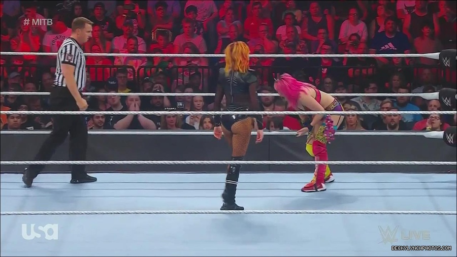 WWE_Monday_Night_Raw_2022_06_20_720p_HDTV_x264-NWCHD_mp4_007110810.jpg