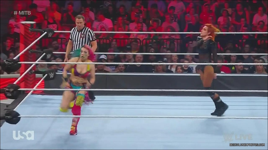 WWE_Monday_Night_Raw_2022_06_20_720p_HDTV_x264-NWCHD_mp4_007114013.jpg