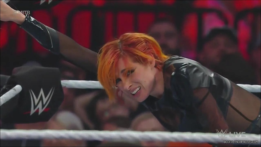 WWE_Monday_Night_Raw_2022_06_20_720p_HDTV_x264-NWCHD_mp4_007125625.jpg