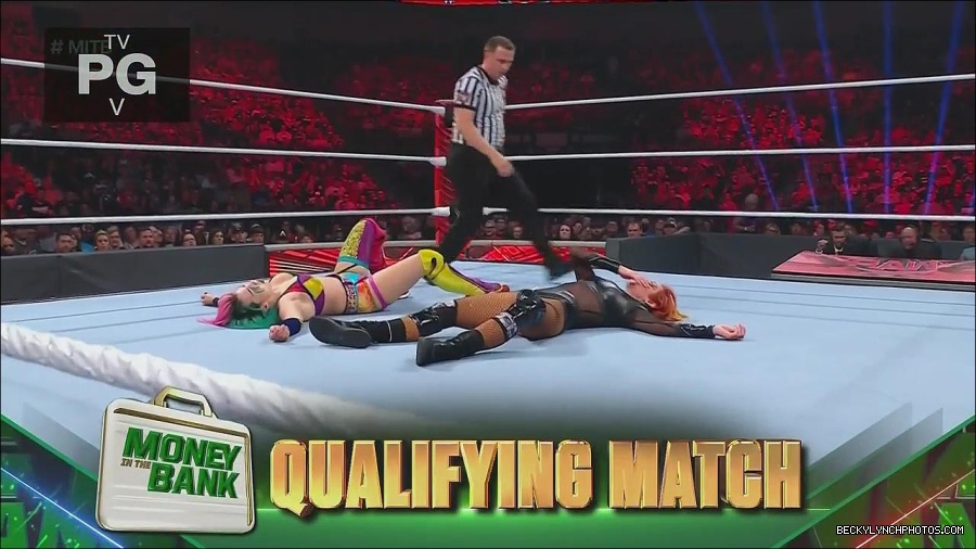 WWE_Monday_Night_Raw_2022_06_20_720p_HDTV_x264-NWCHD_mp4_007135235.jpg