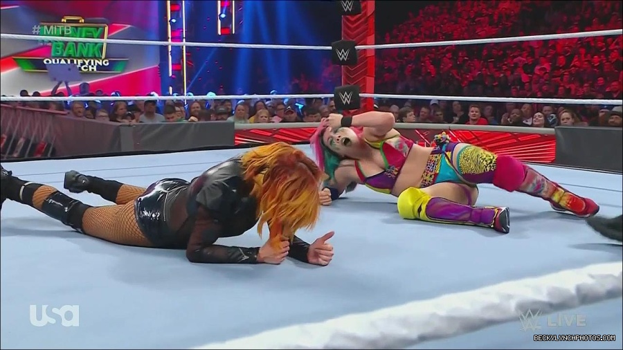 WWE_Monday_Night_Raw_2022_06_20_720p_HDTV_x264-NWCHD_mp4_007153120.jpg