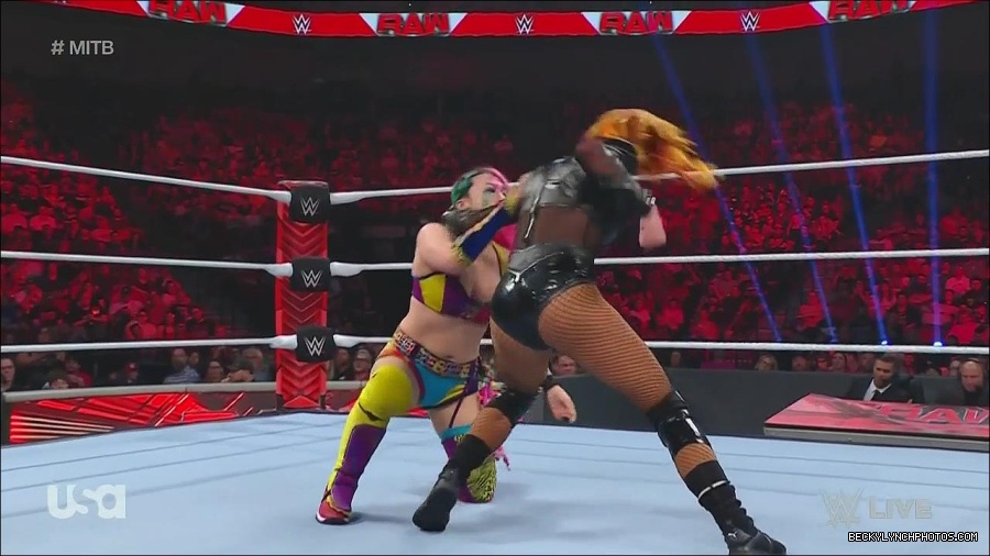 WWE_Monday_Night_Raw_2022_06_20_720p_HDTV_x264-NWCHD_mp4_007158725.jpg
