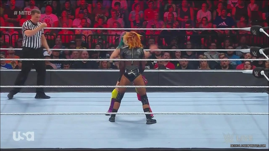 WWE_Monday_Night_Raw_2022_06_20_720p_HDTV_x264-NWCHD_mp4_007164731.jpg
