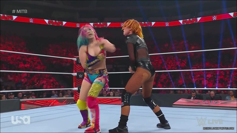WWE_Monday_Night_Raw_2022_06_20_720p_HDTV_x264-NWCHD_mp4_007166333.jpg