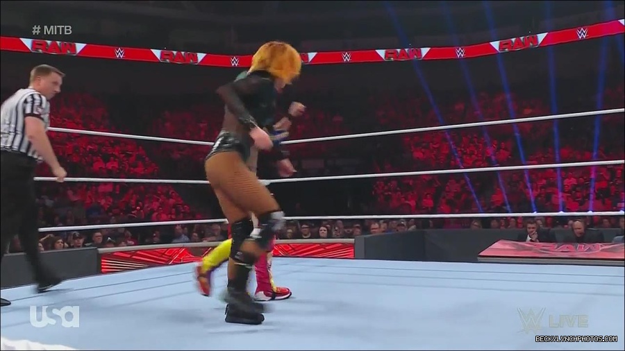 WWE_Monday_Night_Raw_2022_06_20_720p_HDTV_x264-NWCHD_mp4_007169536.jpg