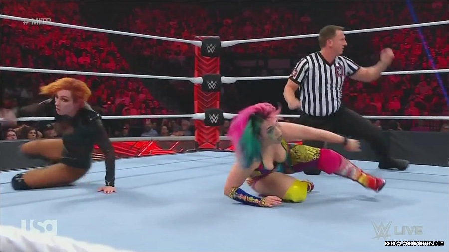 WWE_Monday_Night_Raw_2022_06_20_720p_HDTV_x264-NWCHD_mp4_007173940.jpg