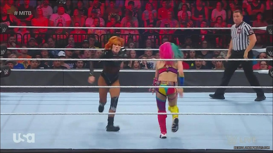 WWE_Monday_Night_Raw_2022_06_20_720p_HDTV_x264-NWCHD_mp4_007179146.jpg