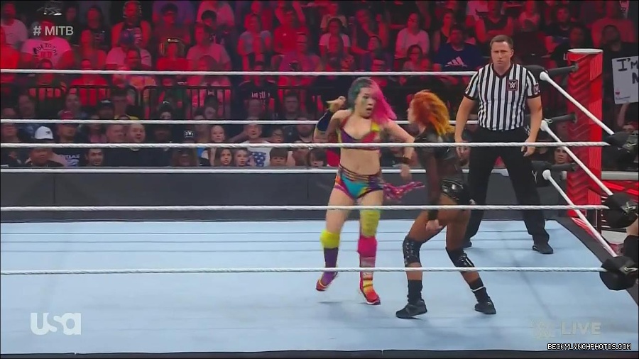 WWE_Monday_Night_Raw_2022_06_20_720p_HDTV_x264-NWCHD_mp4_007197964.jpg