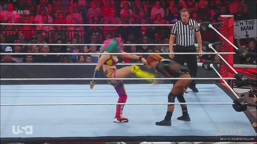WWE_Monday_Night_Raw_2022_06_20_720p_HDTV_x264-NWCHD_mp4_007200367.jpg