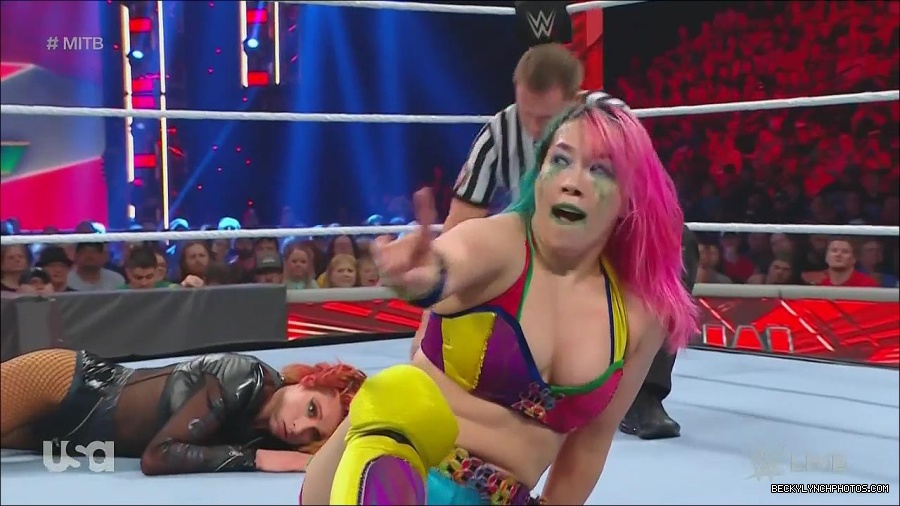 WWE_Monday_Night_Raw_2022_06_20_720p_HDTV_x264-NWCHD_mp4_007209576.jpg