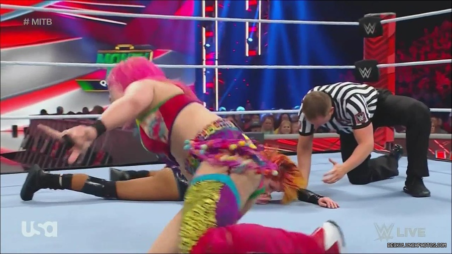 WWE_Monday_Night_Raw_2022_06_20_720p_HDTV_x264-NWCHD_mp4_007211178.jpg