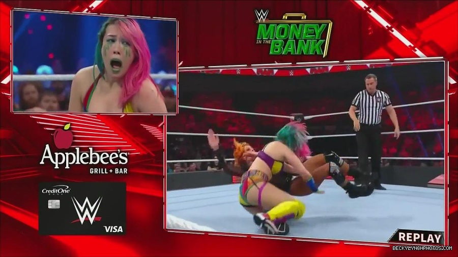 WWE_Monday_Night_Raw_2022_06_20_720p_HDTV_x264-NWCHD_mp4_007229596.jpg