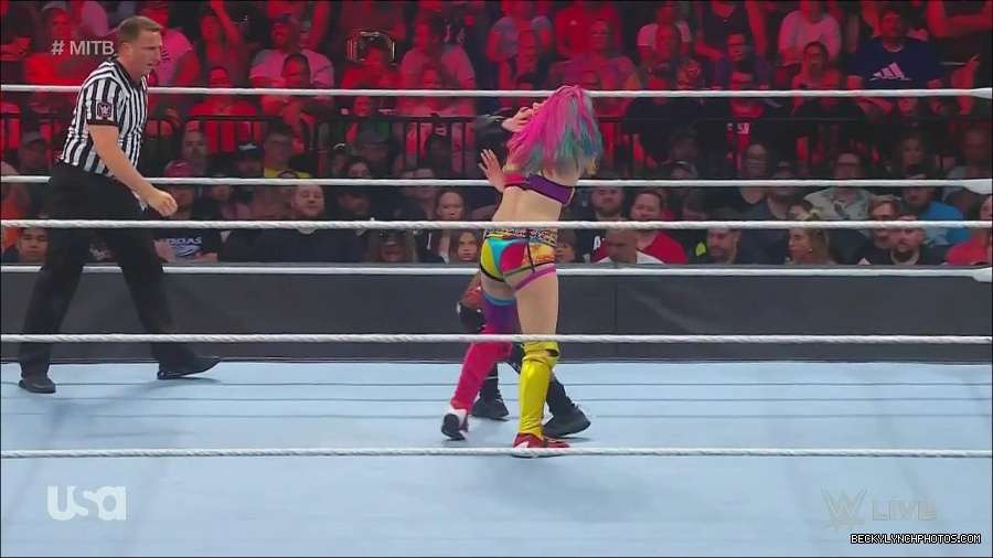 WWE_Monday_Night_Raw_2022_06_20_720p_HDTV_x264-NWCHD_mp4_007240807.jpg