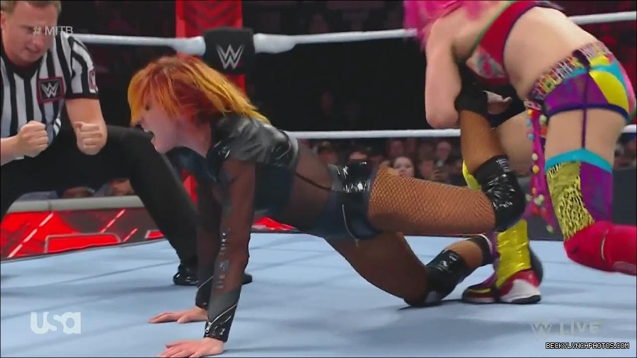 WWE_Monday_Night_Raw_2022_06_20_720p_HDTV_x264-NWCHD_mp4_007258825.jpg