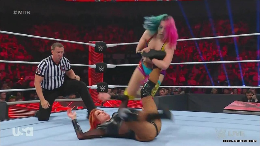 WWE_Monday_Night_Raw_2022_06_20_720p_HDTV_x264-NWCHD_mp4_007262028.jpg