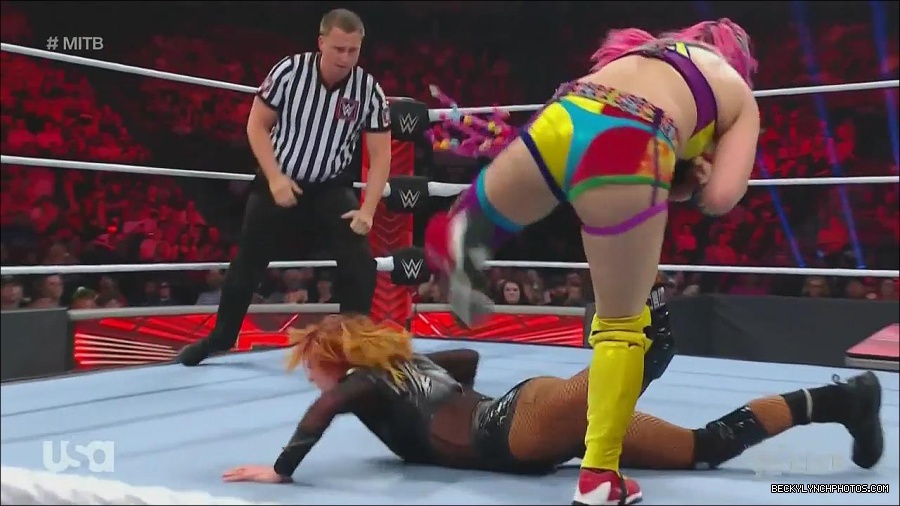 WWE_Monday_Night_Raw_2022_06_20_720p_HDTV_x264-NWCHD_mp4_007262829.jpg