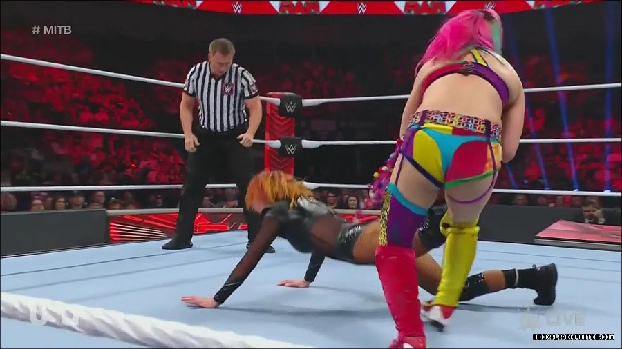 WWE_Monday_Night_Raw_2022_06_20_720p_HDTV_x264-NWCHD_mp4_007263230.jpg