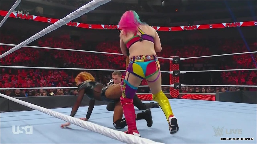 WWE_Monday_Night_Raw_2022_06_20_720p_HDTV_x264-NWCHD_mp4_007269636.jpg