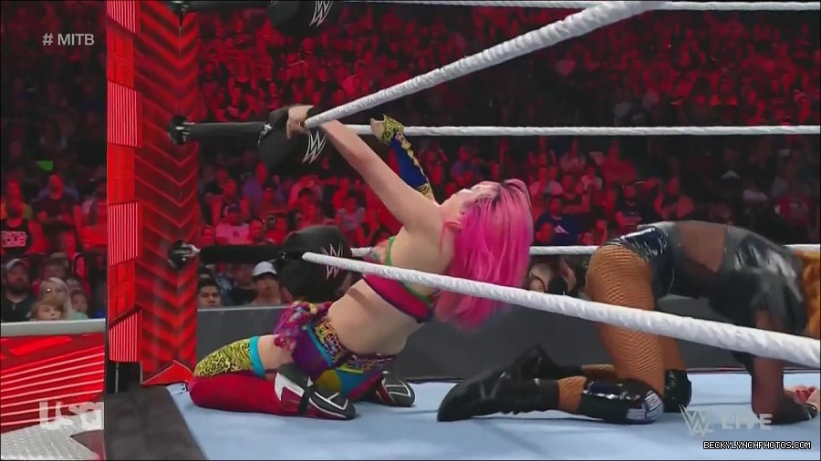 WWE_Monday_Night_Raw_2022_06_20_720p_HDTV_x264-NWCHD_mp4_007273640.jpg