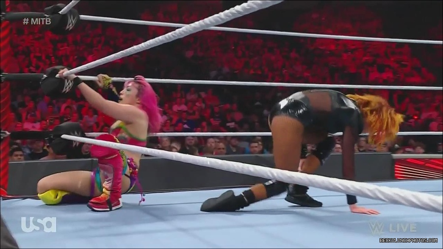 WWE_Monday_Night_Raw_2022_06_20_720p_HDTV_x264-NWCHD_mp4_007274841.jpg
