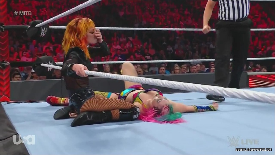 WWE_Monday_Night_Raw_2022_06_20_720p_HDTV_x264-NWCHD_mp4_007289256.jpg