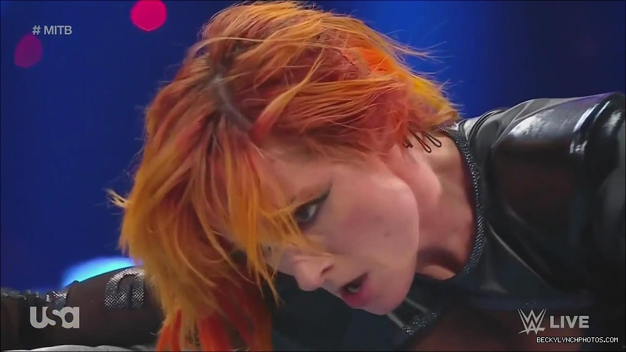 WWE_Monday_Night_Raw_2022_06_20_720p_HDTV_x264-NWCHD_mp4_007294060.jpg