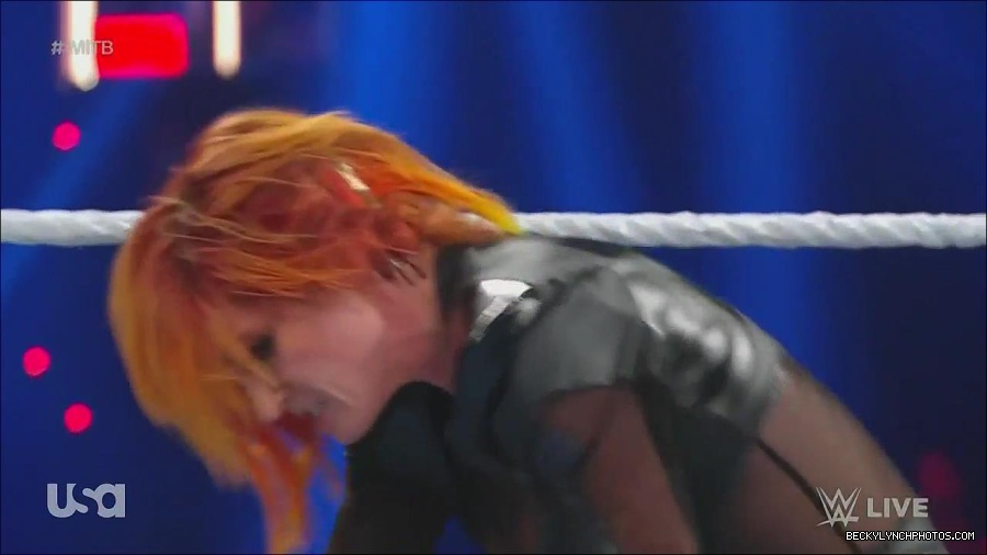 WWE_Monday_Night_Raw_2022_06_20_720p_HDTV_x264-NWCHD_mp4_007296463.jpg