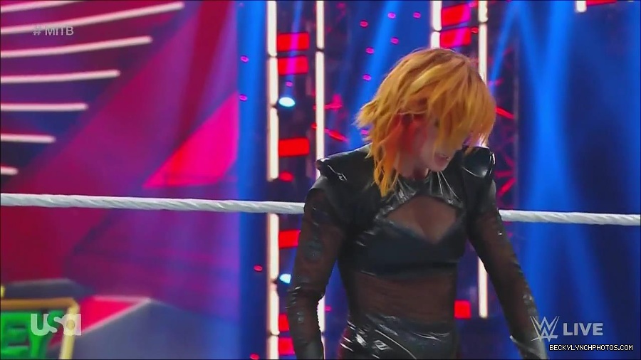 WWE_Monday_Night_Raw_2022_06_20_720p_HDTV_x264-NWCHD_mp4_007299266.jpg