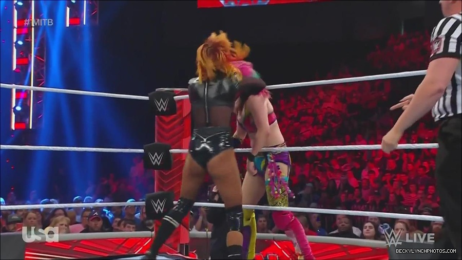 WWE_Monday_Night_Raw_2022_06_20_720p_HDTV_x264-NWCHD_mp4_007306873.jpg