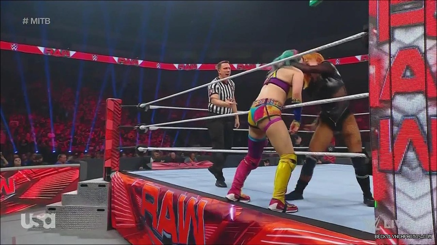 WWE_Monday_Night_Raw_2022_06_20_720p_HDTV_x264-NWCHD_mp4_007307274.jpg