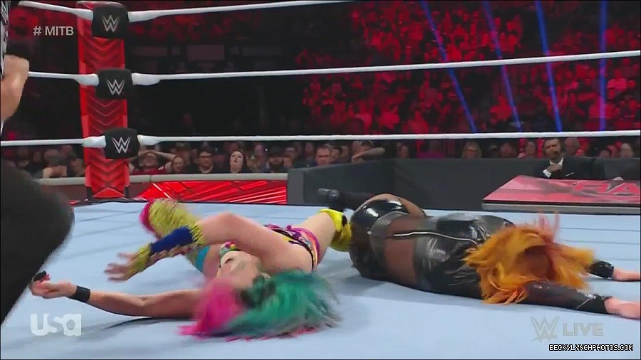 WWE_Monday_Night_Raw_2022_06_20_720p_HDTV_x264-NWCHD_mp4_007338104.jpg