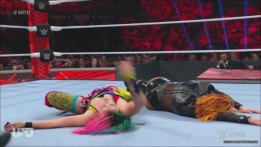 WWE_Monday_Night_Raw_2022_06_20_720p_HDTV_x264-NWCHD_mp4_007338905.jpg