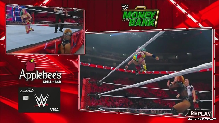 WWE_Monday_Night_Raw_2022_06_20_720p_HDTV_x264-NWCHD_mp4_007351718.jpg