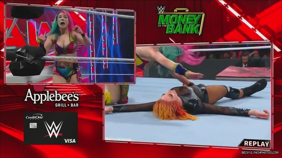 WWE_Monday_Night_Raw_2022_06_20_720p_HDTV_x264-NWCHD_mp4_007354921.jpg