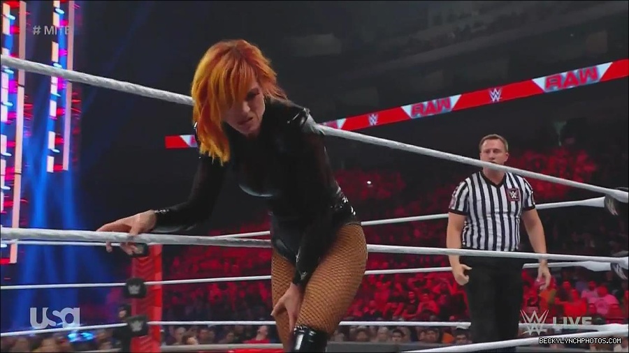 WWE_Monday_Night_Raw_2022_06_20_720p_HDTV_x264-NWCHD_mp4_007374140.jpg