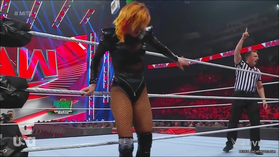 WWE_Monday_Night_Raw_2022_06_20_720p_HDTV_x264-NWCHD_mp4_007375342.jpg