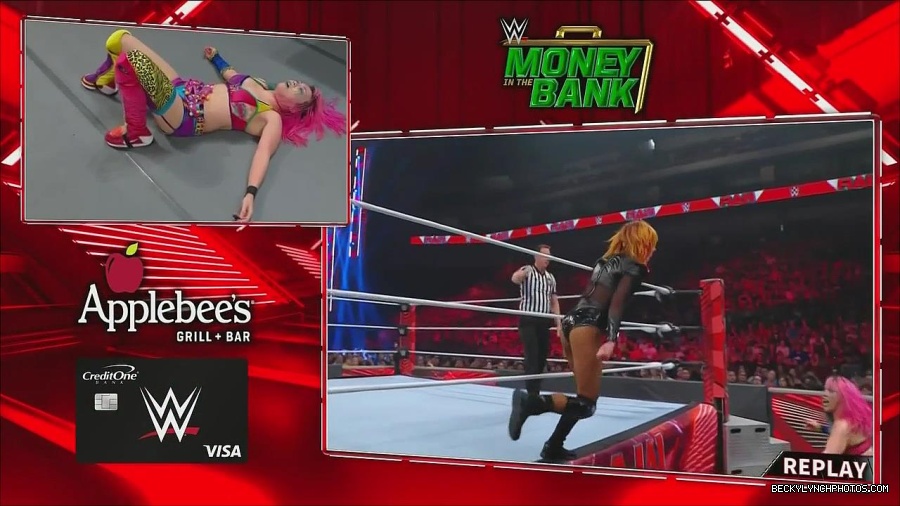 WWE_Monday_Night_Raw_2022_06_20_720p_HDTV_x264-NWCHD_mp4_007392158.jpg