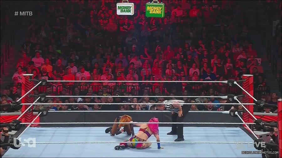 WWE_Monday_Night_Raw_2022_06_20_720p_HDTV_x264-NWCHD_mp4_007415782.jpg