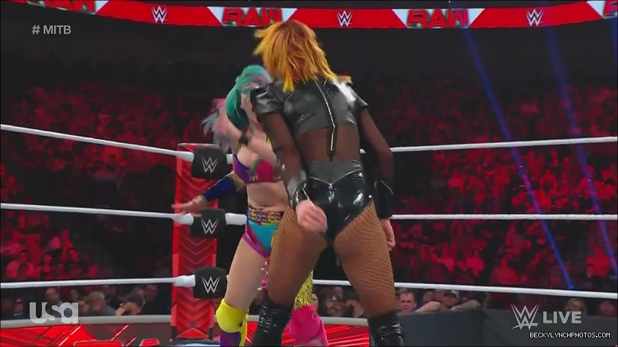 WWE_Monday_Night_Raw_2022_06_20_720p_HDTV_x264-NWCHD_mp4_007424190.jpg