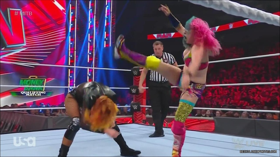 WWE_Monday_Night_Raw_2022_06_20_720p_HDTV_x264-NWCHD_mp4_007424991.jpg