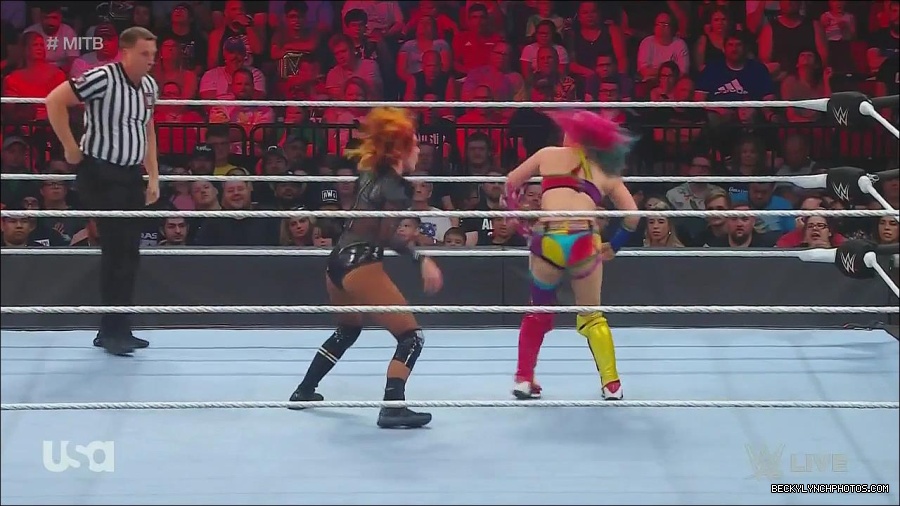 WWE_Monday_Night_Raw_2022_06_20_720p_HDTV_x264-NWCHD_mp4_007425392.jpg