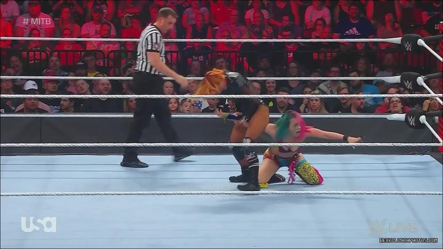 WWE_Monday_Night_Raw_2022_06_20_720p_HDTV_x264-NWCHD_mp4_007436603.jpg